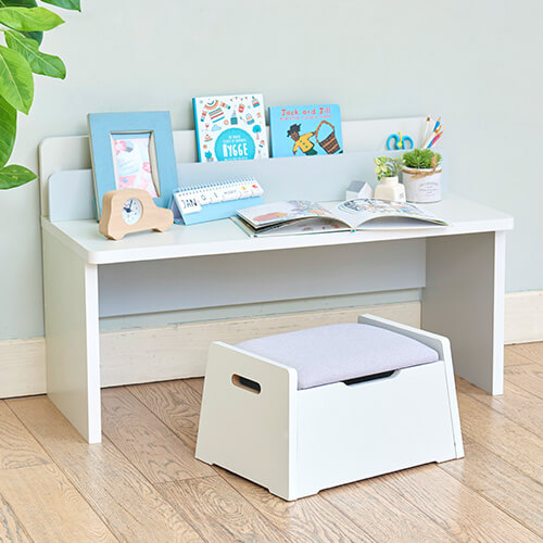 絵本コーナーを設け過ごしやすい空間をつくる