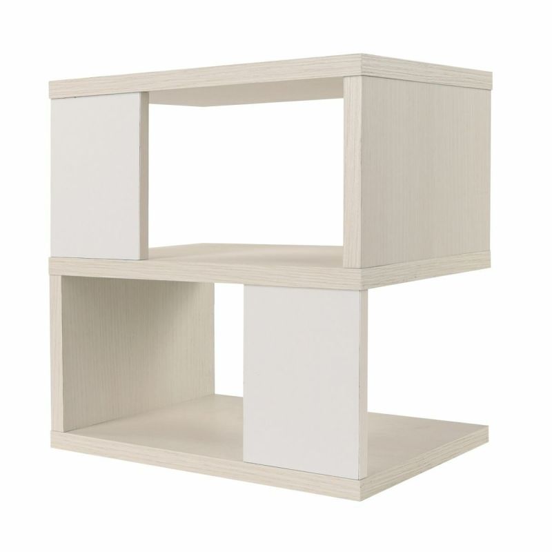 [背面も化粧済み]背面はホワイトのバックボード。前後どちらもご利用になれます。