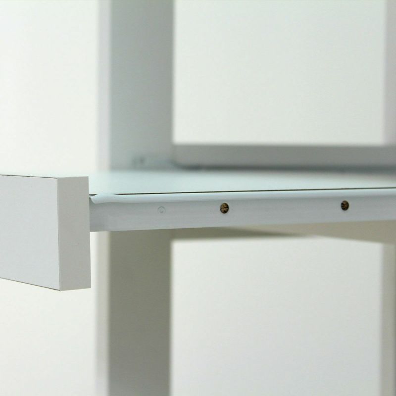 [スチール製のレール]スチール製のスライドレール付き。炊飯器などの重たい家電を置いても軽く引き出せます。