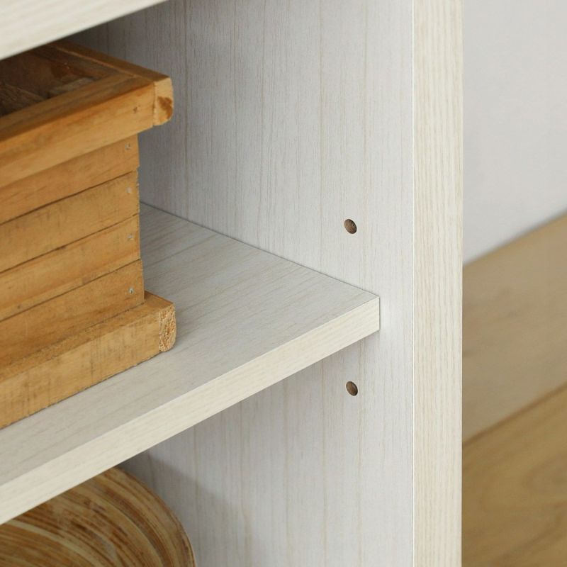 [高さを調節できる移動棚]棚板は3cm間隔で高さを調節できる移動棚。収納したい物に合わせて棚の高さを決めることができます。※画像はWH色