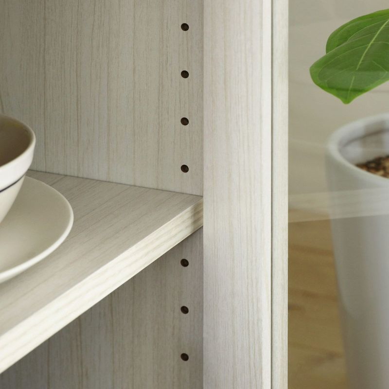 [高さを調節できる移動棚]棚板は3cm間隔で高さを調節できる移動棚。収納したい物に合わせて棚の高さを決めることができます。※画像はWH色