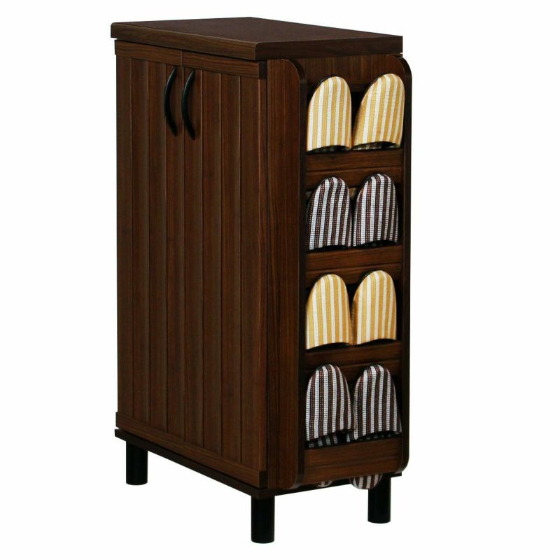 [4足収納できます]標準サイズのスリッパを4足収納できます。