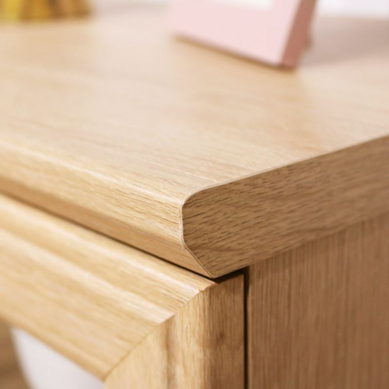 [こだわりのデザイン]丸みのあるデザインがやさしく立体感を生み出し、高級感を演出します。※画像はHNB-9055G