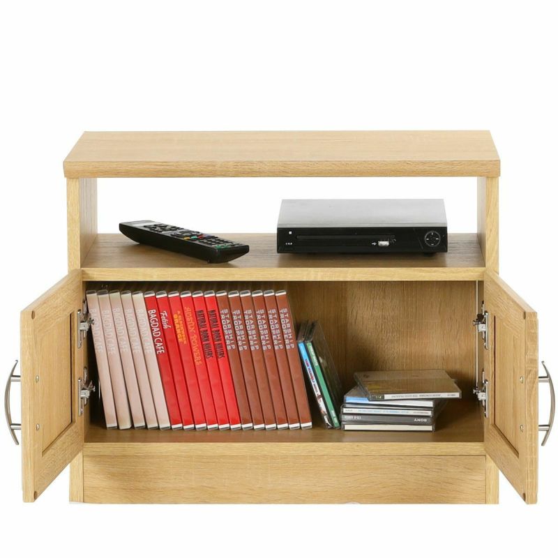 [扉収納]隠す収納ですっきり片付けできる扉収納。CDやDVDを収納できます。