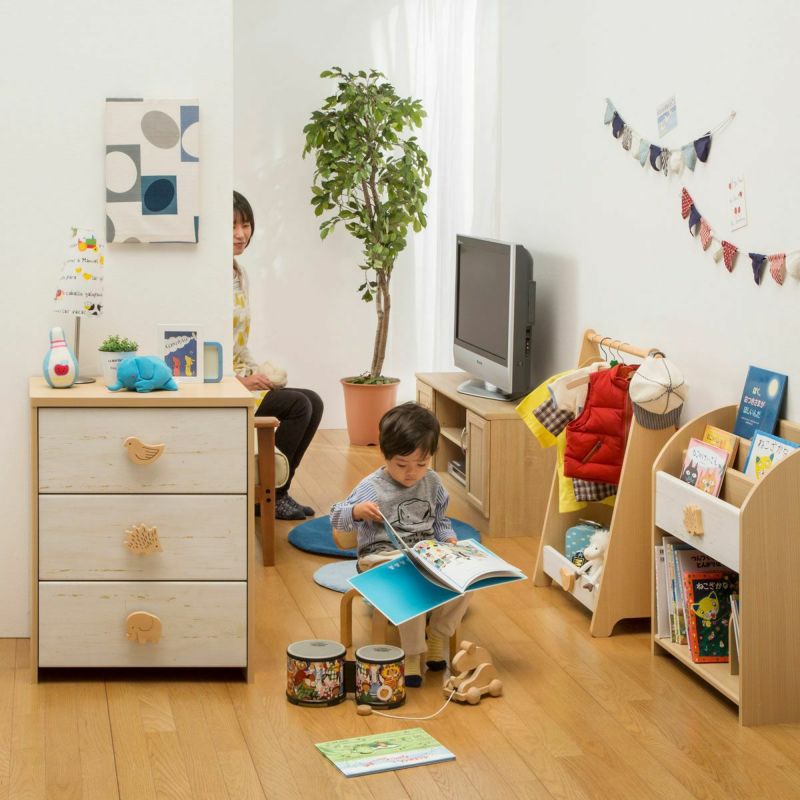 [リビングにもピッタリ]北欧テイストのキッズ収納。子供部屋だけでなくリビングにも置けるデザインです。