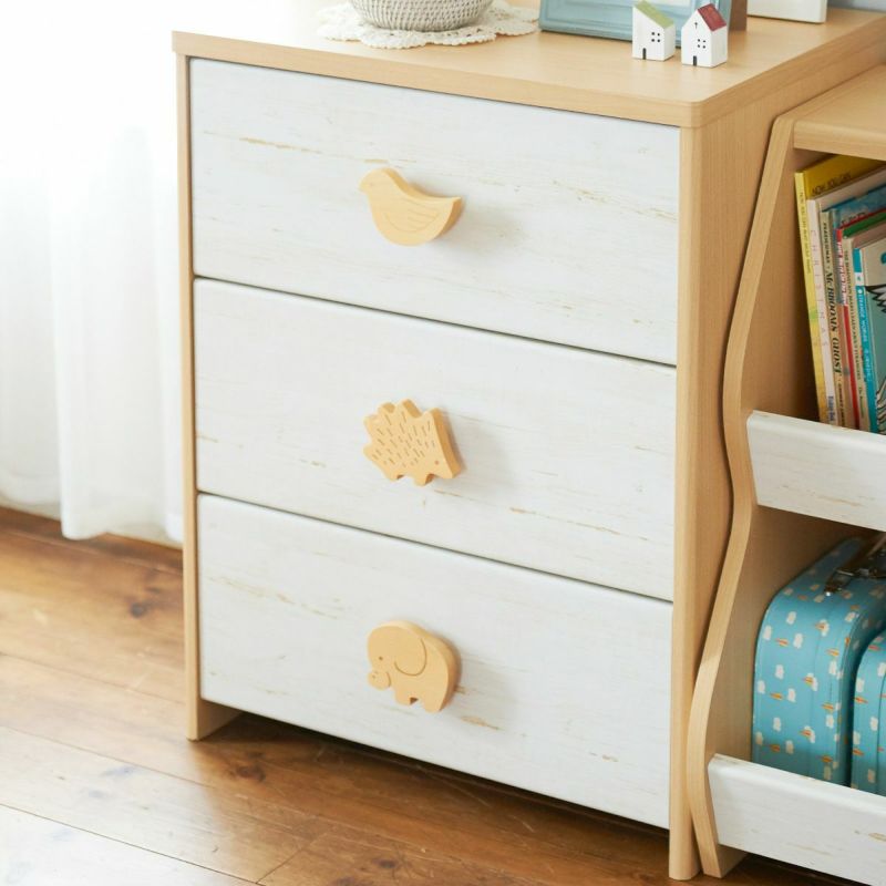 [動物オーナメントは3種類全部ついています]ランドキッズLAK-7555Hには北欧テイストにぴったりの「とり」と「はりねずみ」と「ぞう」のオーナメントがついています。