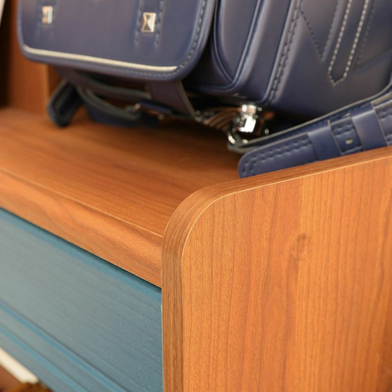 [丸みのついた安全なデザイン]危険な角を丸く加工されているので、けがを防いで安全に使用できます。