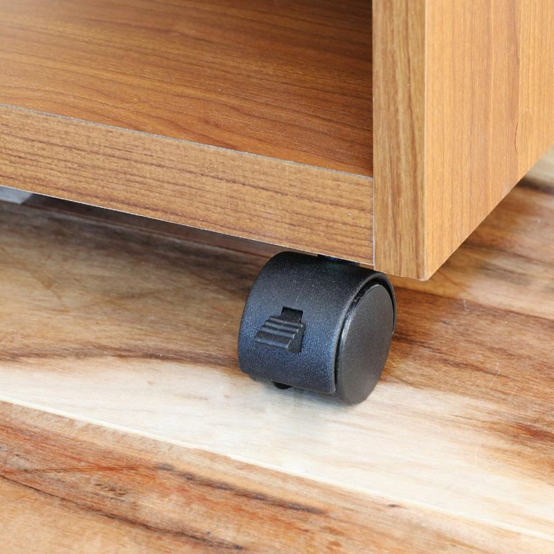 [掃除や移動がしやすいキャスター付き]簡単に動かせるキャスター付き。掃除や模様替えのときに便利です。