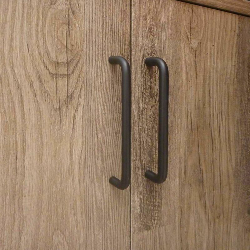 [男前な艶消しブラックの取っ手]インダストリアル調の取っ手が、流行の"男前インテリア"スタイルを演出します。※画像はVNT-9060D