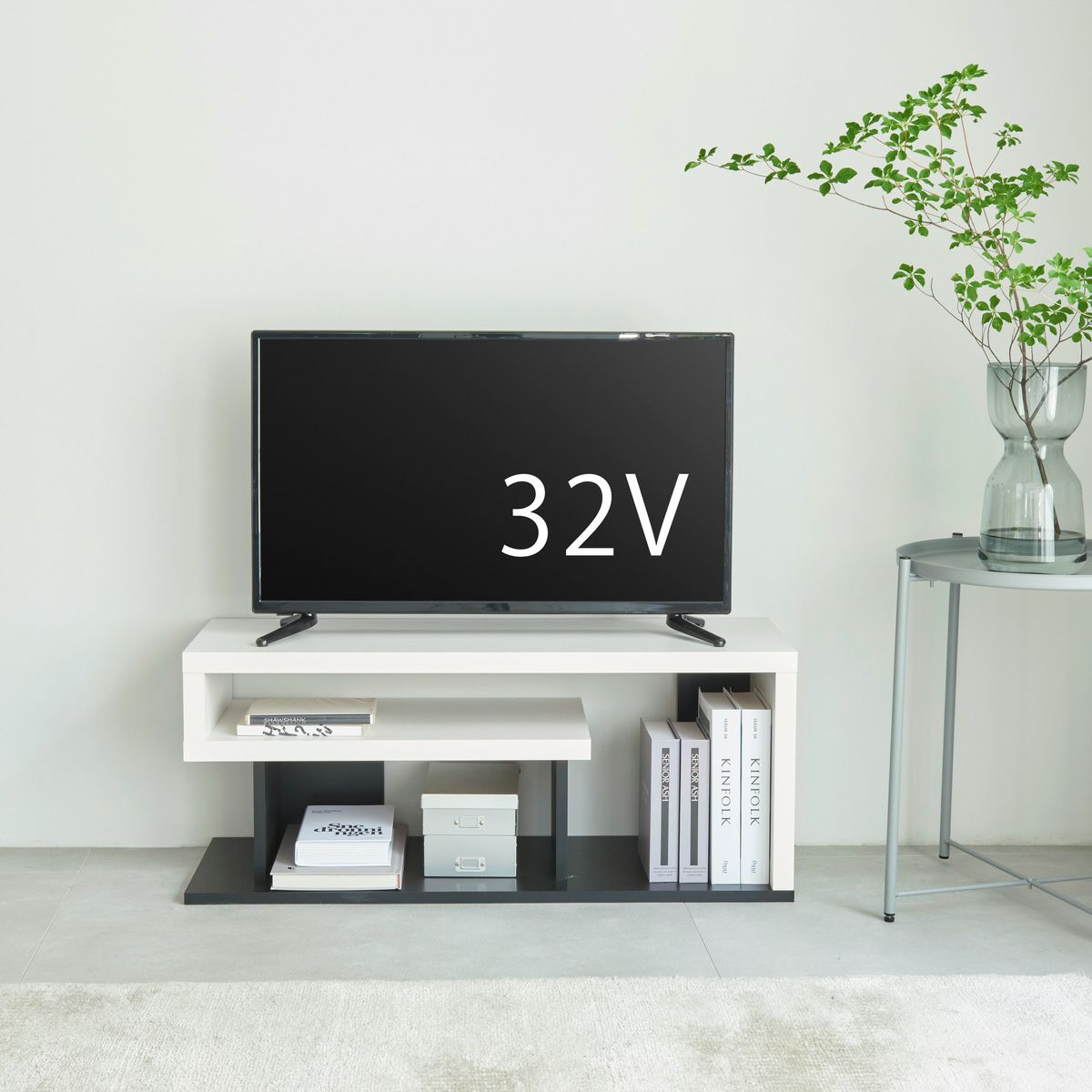 [32V型までのテレビ対応テレビ台]32V型までのテレビが置ける幅90cm。一人暮らしのお部屋にちょうどいいサイズのテレビ台です。※お使いのテレビのサイズ・重量を必ずお確かめください。