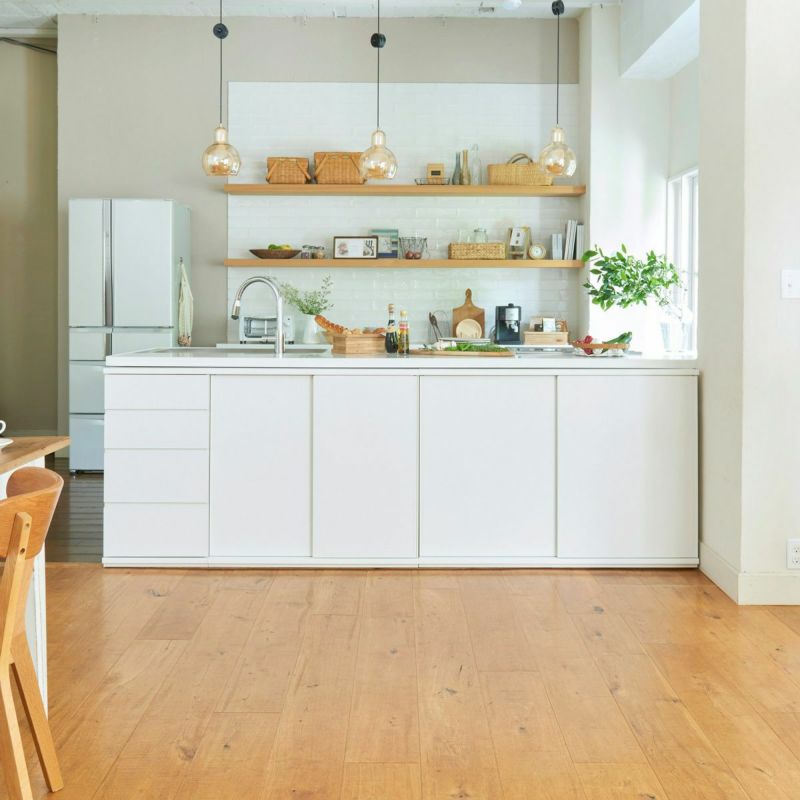 [カウンター下にぴったり収まる]いくつかの幅を組み合わせて、カウンター下にぴったりの幅を選ぶことができるユニット収納です。