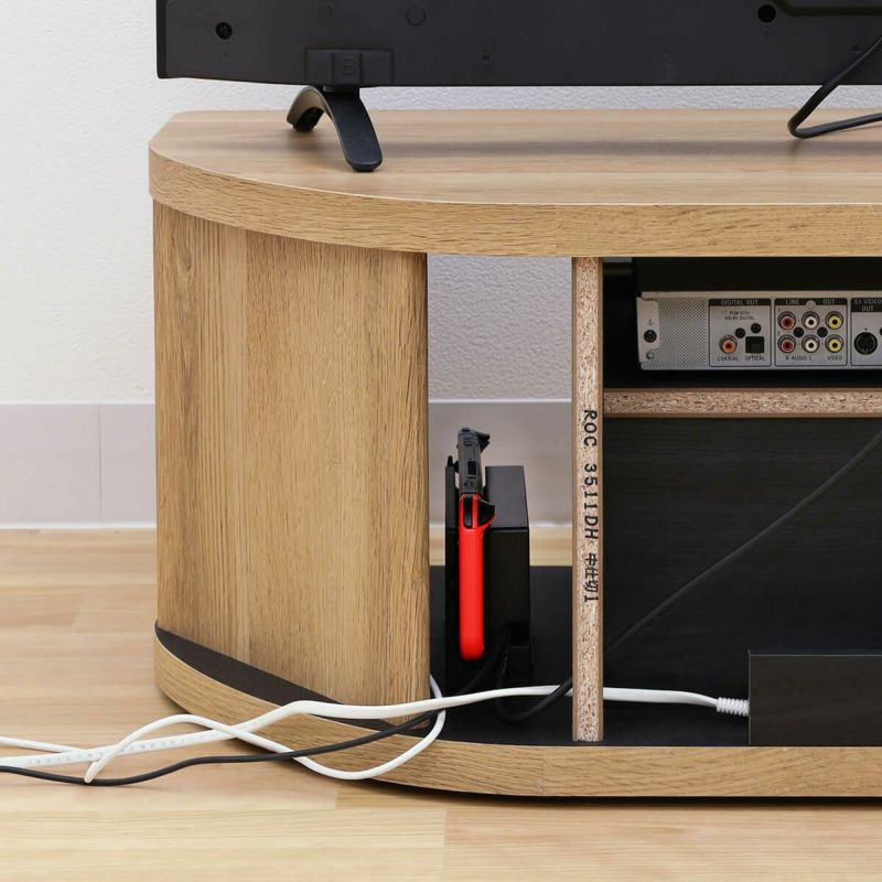 [熱がこもりにくい構造]扉内の収納は背面から熱気が抜けるように背板がない構造。DVDレコーダーやゲーム機などの排熱がこもりにくくなっています。※画像はNA色