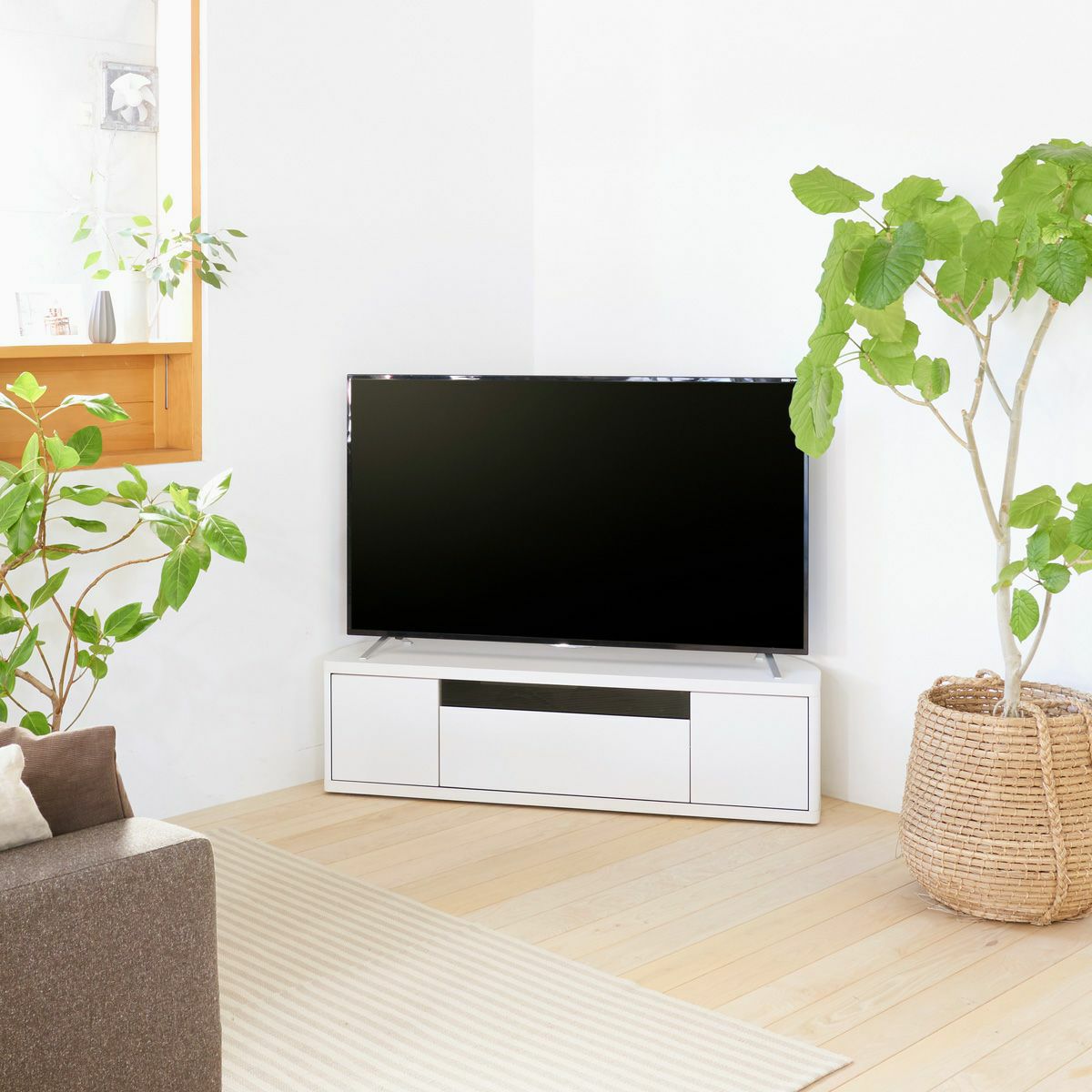 テレビ台 幅130cm 高さ36cm ホワイト 白 コーナータイプ 55V型対応 TV  