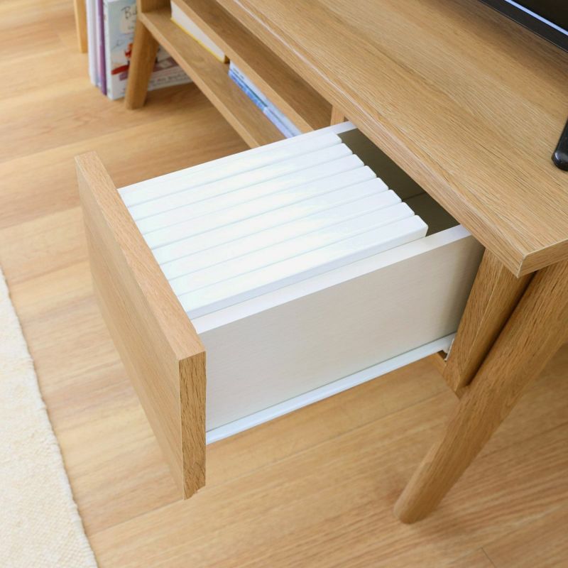 [引き出し収納]DVDやリビング小物の収納に使える引き出し収納。DVDはタイトル面を上にして約10枚収納できます。