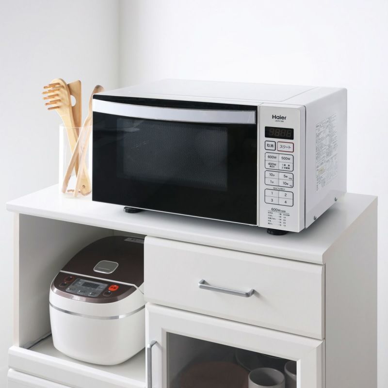 [電子レンジを置ける天板耐荷重]天板の耐荷重は25kg。電子レンジを置いてレンジ台としても使用できます。
