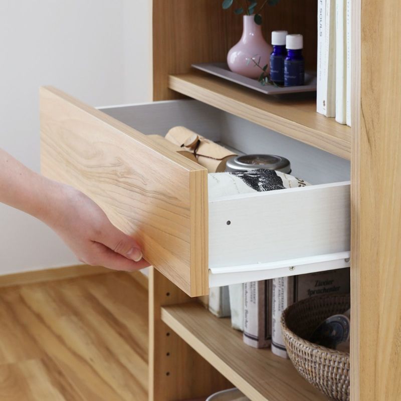 [開閉が滑らかな引き出し]開閉が滑らかな金属レールを使用した引き出し。耐久性にも優れています。