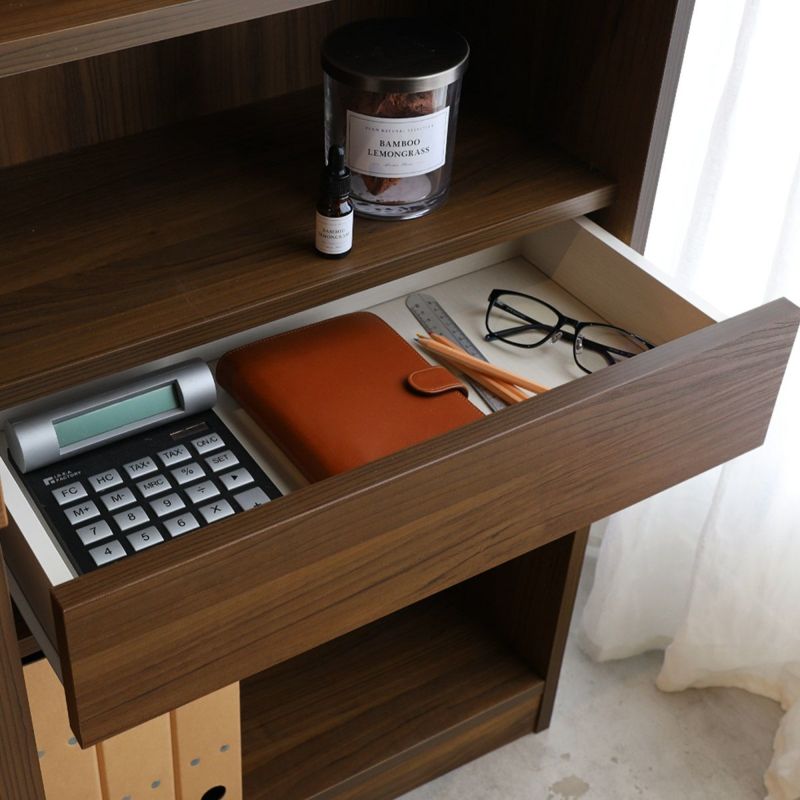 [小物の収納に便利な引き出し]引き出し1杯付き。細かなリビング小物は引き出しに入れれば、すっきり収納できます。