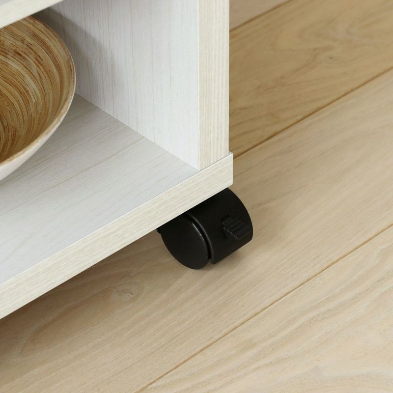 [ストッパー付きキャスター]キャスターが付いているので、お掃除や模様替えのときに簡単に動かせます。そのうち2つはストッパー付きで固定もできます。