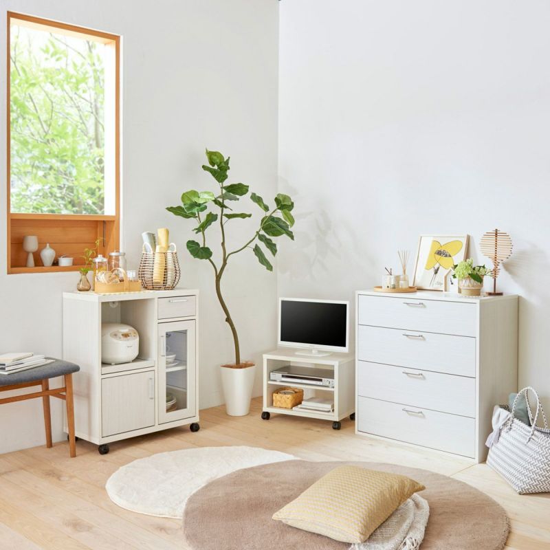 [シリーズで揃えることができます]フルニコはリビングやキッチン収納も充実。シリーズで揃えて統一感のある収納スペースをつくることができます。