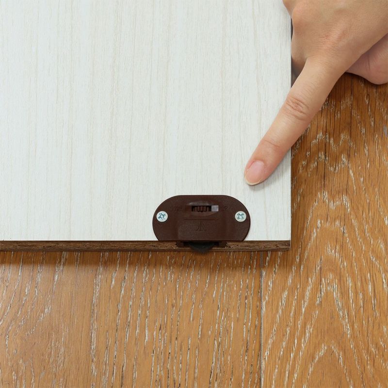 [ローラー付き引き戸]引き戸のローラーで滑らかに開閉できます。