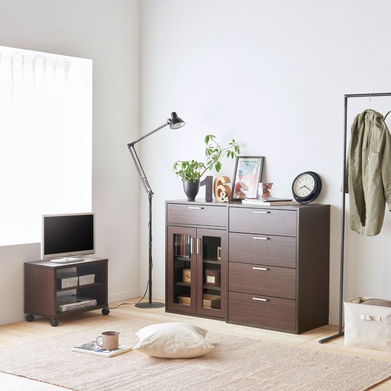 [シリーズで揃えることができます]フルニコはリビングやキッチン収納も充実。シリーズで揃えて統一感のある収納スペースをつくることができます。