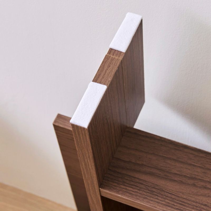 [床の傷防止用フェルト付き]脚の裏に貼るフェルト付き。床へのダメージを軽減します。