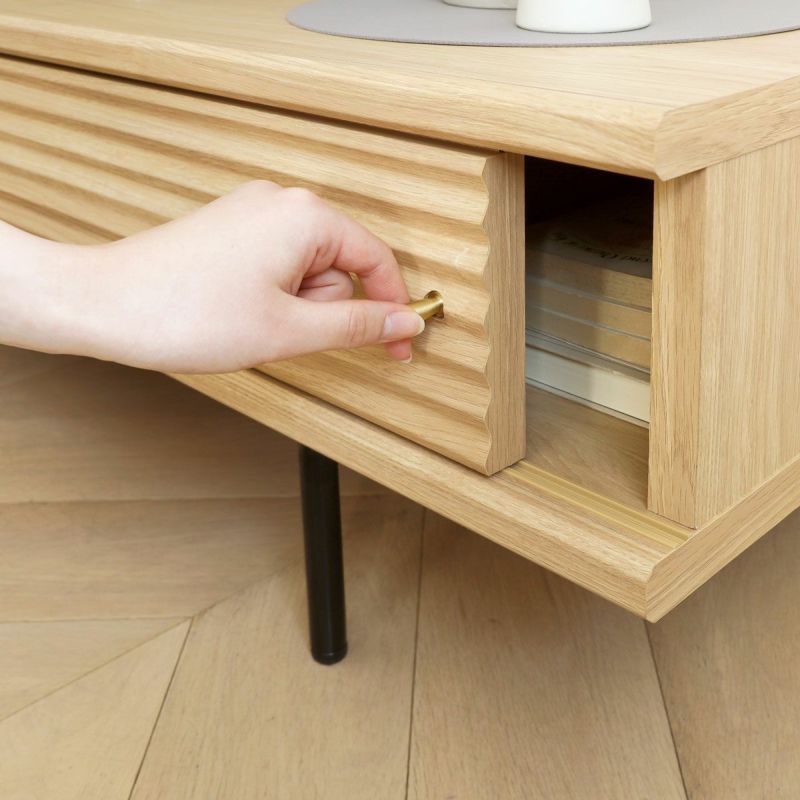 [日本らしさを感じる引き戸]扉は日本の伝統的な建築でもよく使われる引き戸を採用し、和の要素を取り入れました。