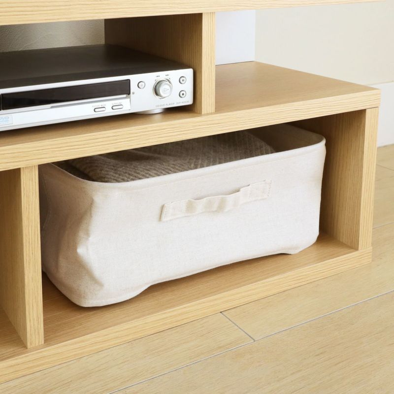 [収納ボックスですっきり収納]下部右側のスペースには市販のハーフサイズの収納ボックスが入ります。細かい物もすっきり収まります。※内寸奥行29.4cm※画像はNA色