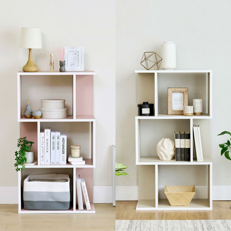 [左右の向きも選べる]上下反転して使えるので、使い勝手やレイアウトに合わせて左右の向きを選べます。※画像左はPK色