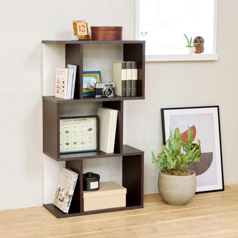 [暮らしに、“飾る”という楽しみを]ジグザグデザインがおしゃれなディスプレイラック。収納ボックスが入る奥行で、飾り+収納で活躍してお部屋を彩ります。