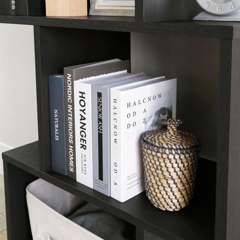 [A4サイズまでの本や雑誌が収納できる高さ]棚1段の内寸高さは32.7cm。A4サイズまでの雑誌やファイルなどが収納できる高さです。※本や雑誌の収納時は耐荷重にご注意ください。