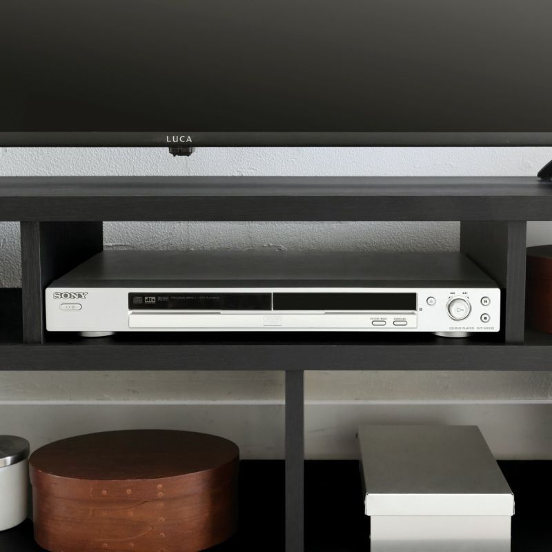 [AV機器の収納]DVDレコーダーや横置きゲーム機は、中棚に収納できます。
