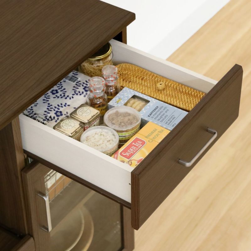 [小物の収納に便利な引き出し]カトラリーやキッチン小物の収納に便利な引き出し付きです。