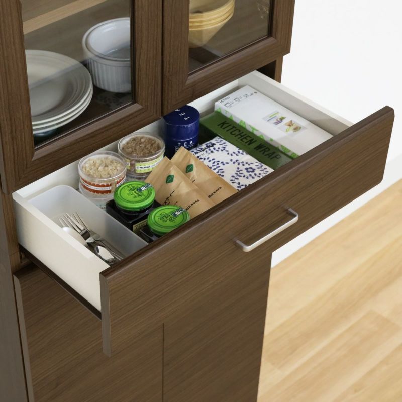 [小物の収納に便利な引き出し]カトラリーやキッチン小物の収納に便利な引き出し付きです。