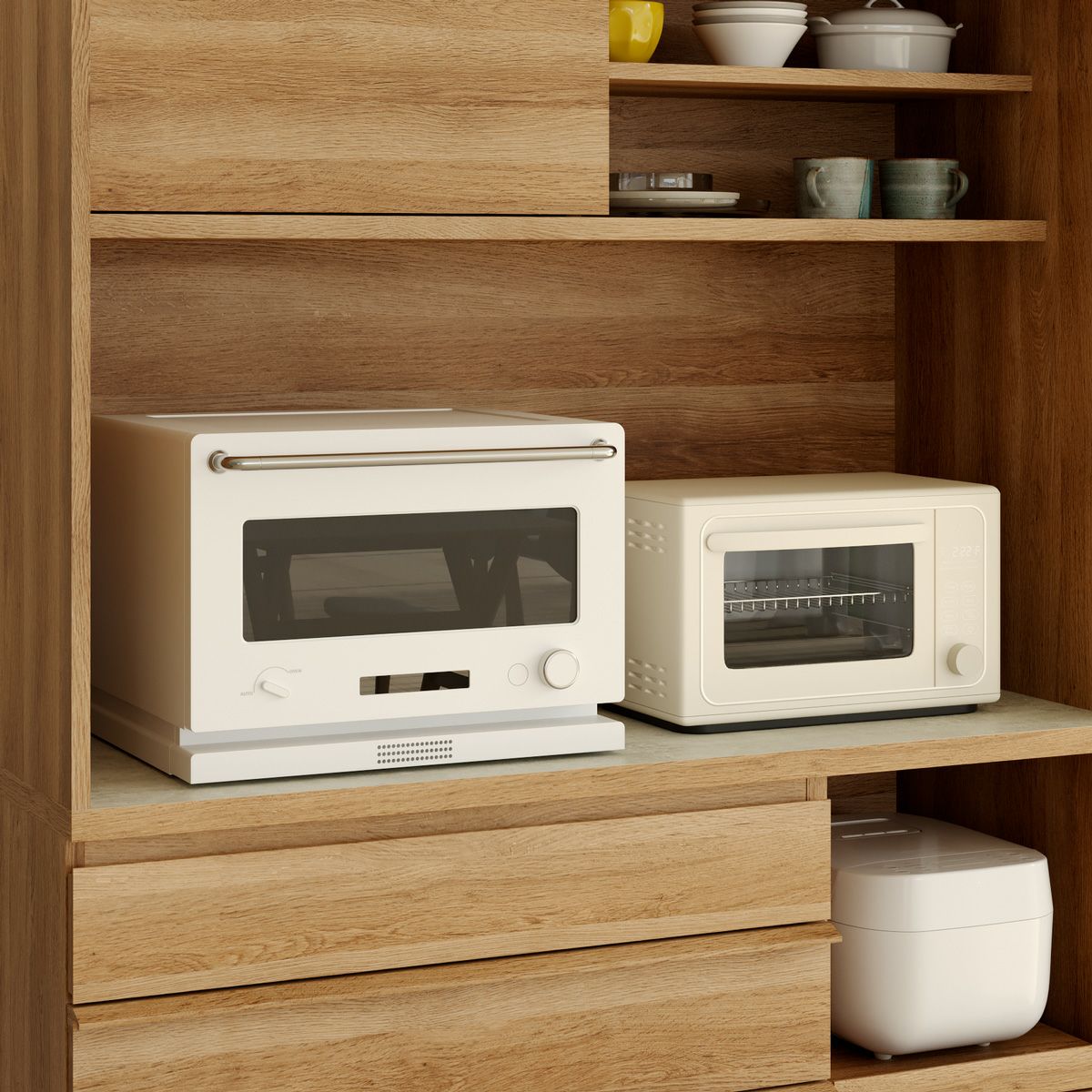 [キッチン家電を並べて時短料理を楽しむ]幅116.2cmの中天板には、電子レンジやトースターなどを並べて、時短料理を楽しめます。※電気製品の説明書の設置方法をご確認の上ご使用ください