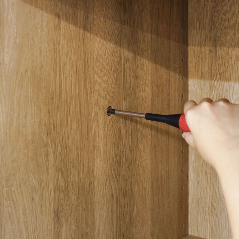 [横連結はネジでしっかり固定]複数を横に並べるときは、商品同士をネジでしっかり固定できるから安心です。