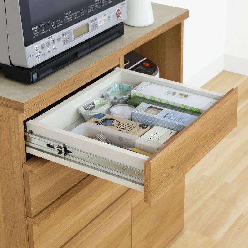 [作業台を反転させると引き出しに]「作業台よりも収納を増やしたい！」「組み合わせたときに作業台は2つもいらない！」という方は引き出しとしても使えます。