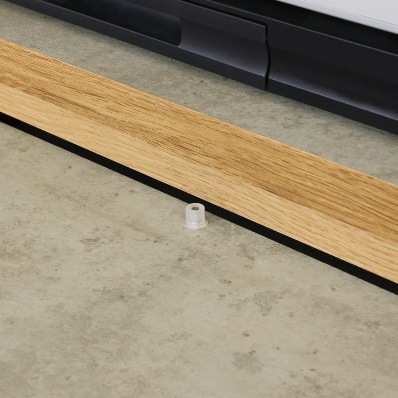 [作業台ストッパー付き]1段目を作業台として使用する際に、作業台が引っ込んでしまうのを防ぐストッパー付きです。