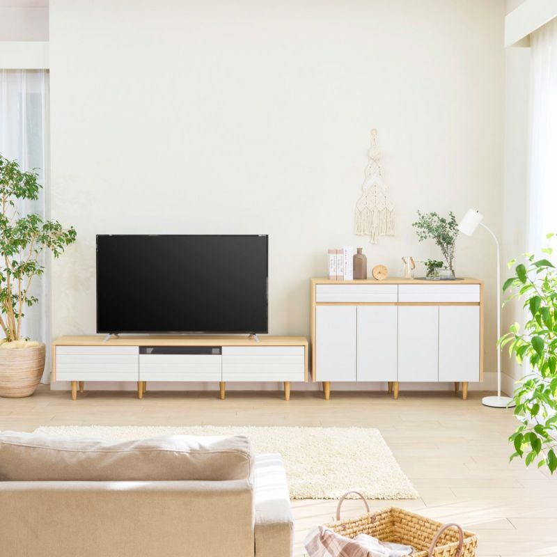 [心落ち着く「北欧モダンスタイル」]洗練されたシンプルなデザインと北欧を感じさせる木の優しさが、心落ち着く空間をつくるインテリアスタイルです。