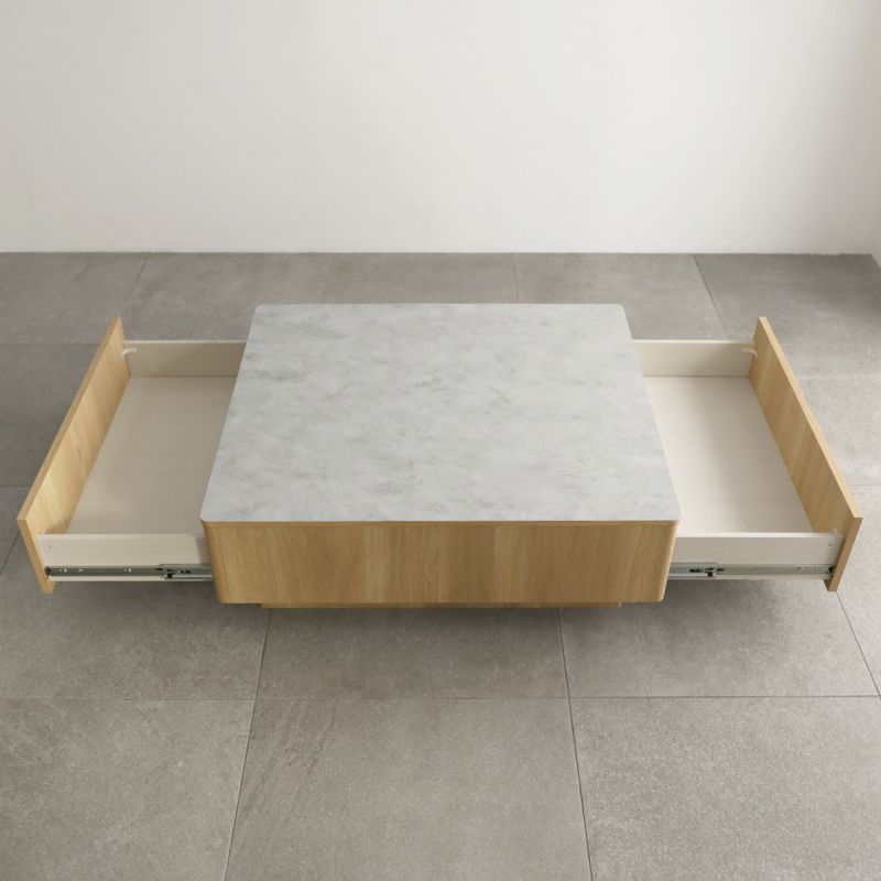 [2杯の引き出し付き]左右に2杯の引き出し付きで収納力抜群です。