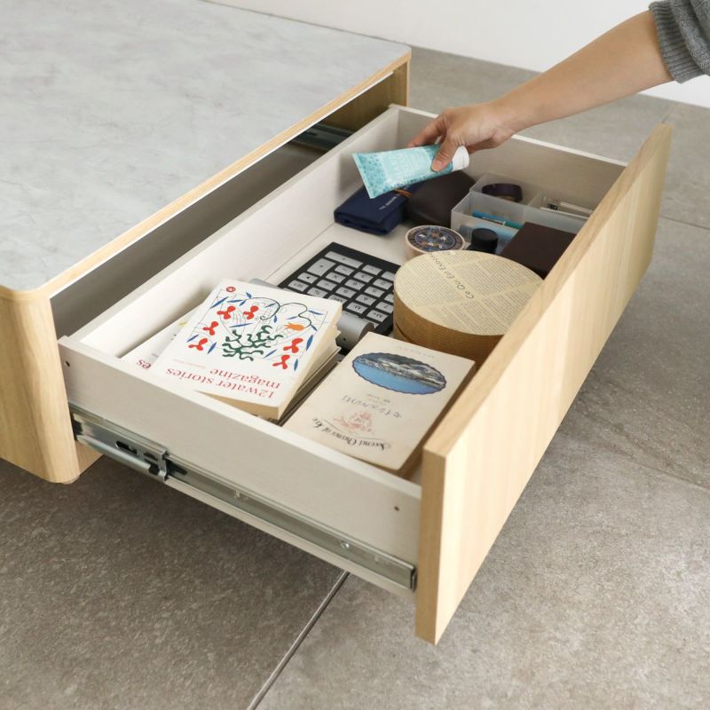 [奥まで見渡せる引き出し]引き出しにはフルスライドレールを使用。全部引き出せるから、奥にしまった物も取り出しやすくなっています。