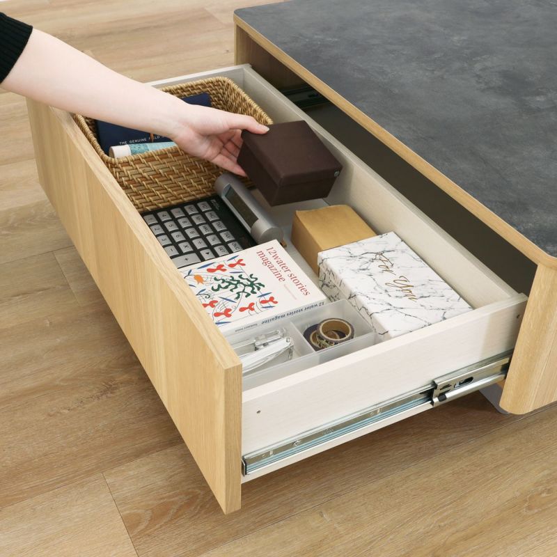 [奥まで見渡せる引き出し]引き出しにはフルスライドレールを使用。全部引き出せるから、奥にしまった物も取り出しやすくなっています。